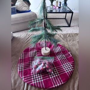 Light Up Mini Christmas Tree, Tree Skirt, and Glittery Ornaments 3/$45!!
